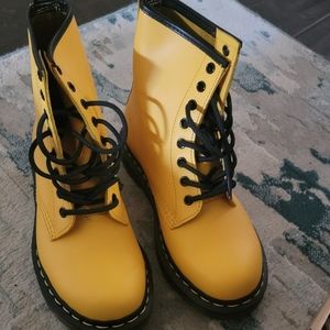 Dr.Martens